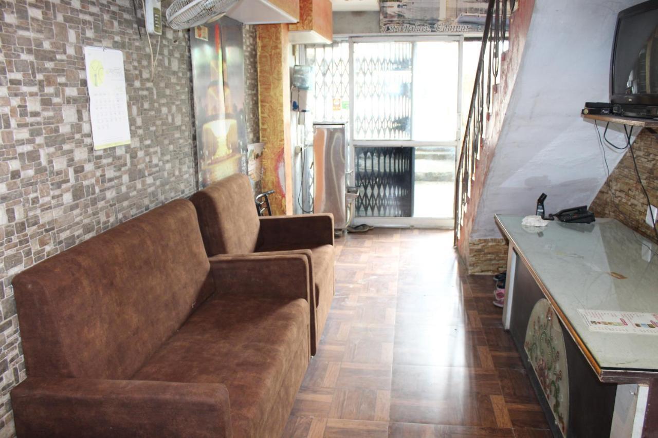 Hotel Shubham Udaipur Extérieur photo