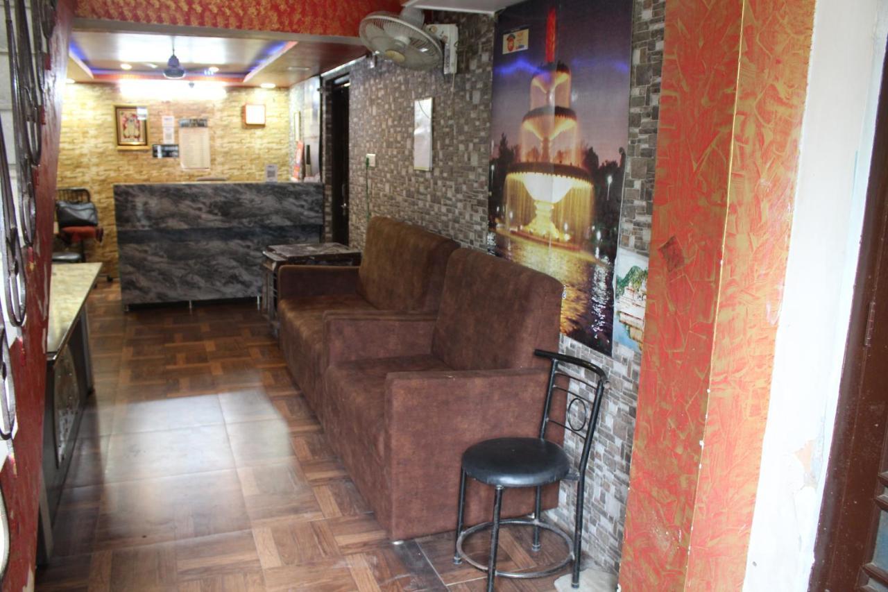 Hotel Shubham Udaipur Extérieur photo